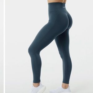 Alphalete Amplify leggings size small